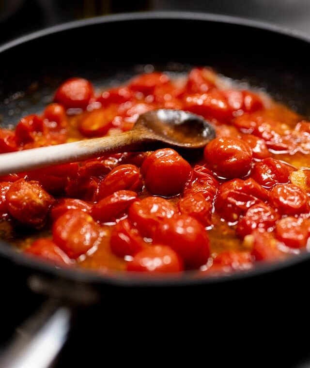 Methods for Removing Tomato Sauce Stains from Clothes ClothesLyne